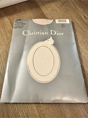 Christian Dior Diorissimo Ultra Sheer Control Top Sandalfoot Pantyhose 2 Pink